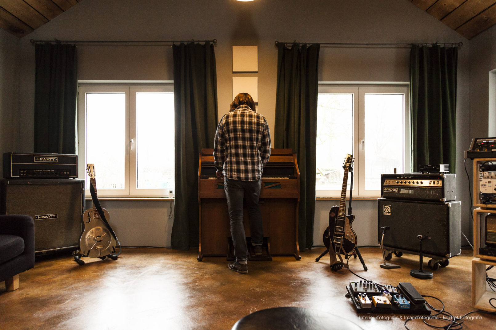 Tonstudio Regniet - Edelrot Fotografie